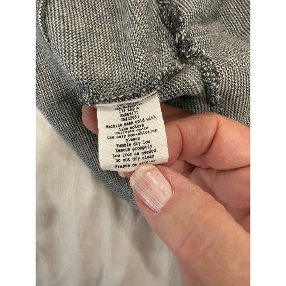 BDG Long Sleeve Printed Pullover Scoop Neck Sweater Gray Women's Size Small - Picture 6 of 10